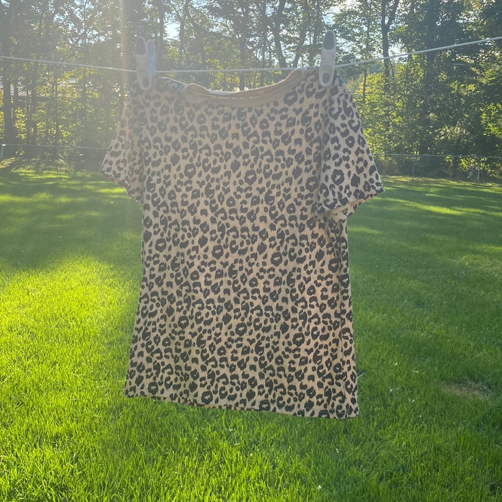 Adult XS Cheetah Print Tee
